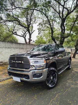 RAM 3500 6.7 I6 TURBO DIESEL LARAMIE CD 4X4 AUTOMÁTICO RAM 3500 6.7 I6 TURBO DIESEL LARAMIE CD 4X4 AUTOMÁTICO